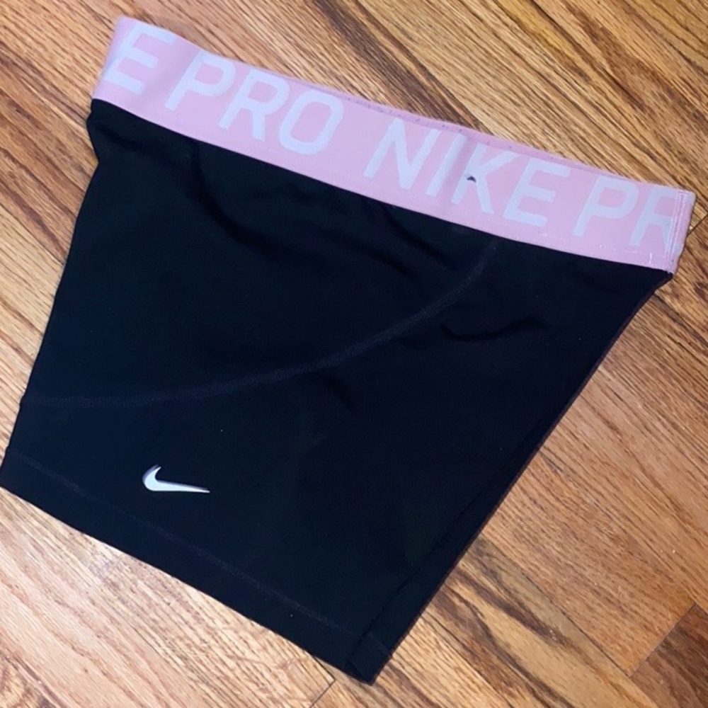 NIKE DRI-FIT SHORTS